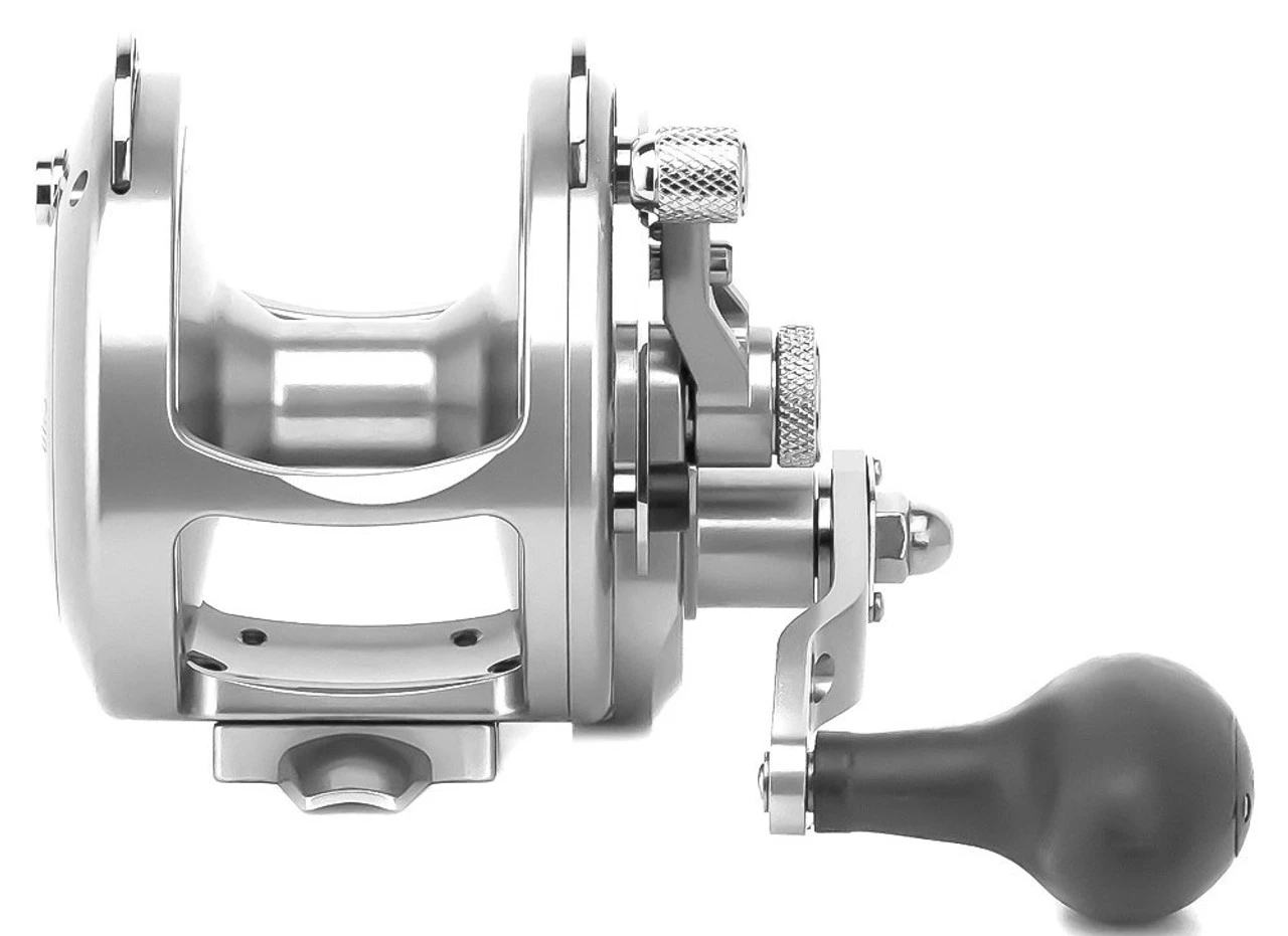 Avet HX 4.2 Single Speed Lever Drag Casting Reel Silver - Image 2